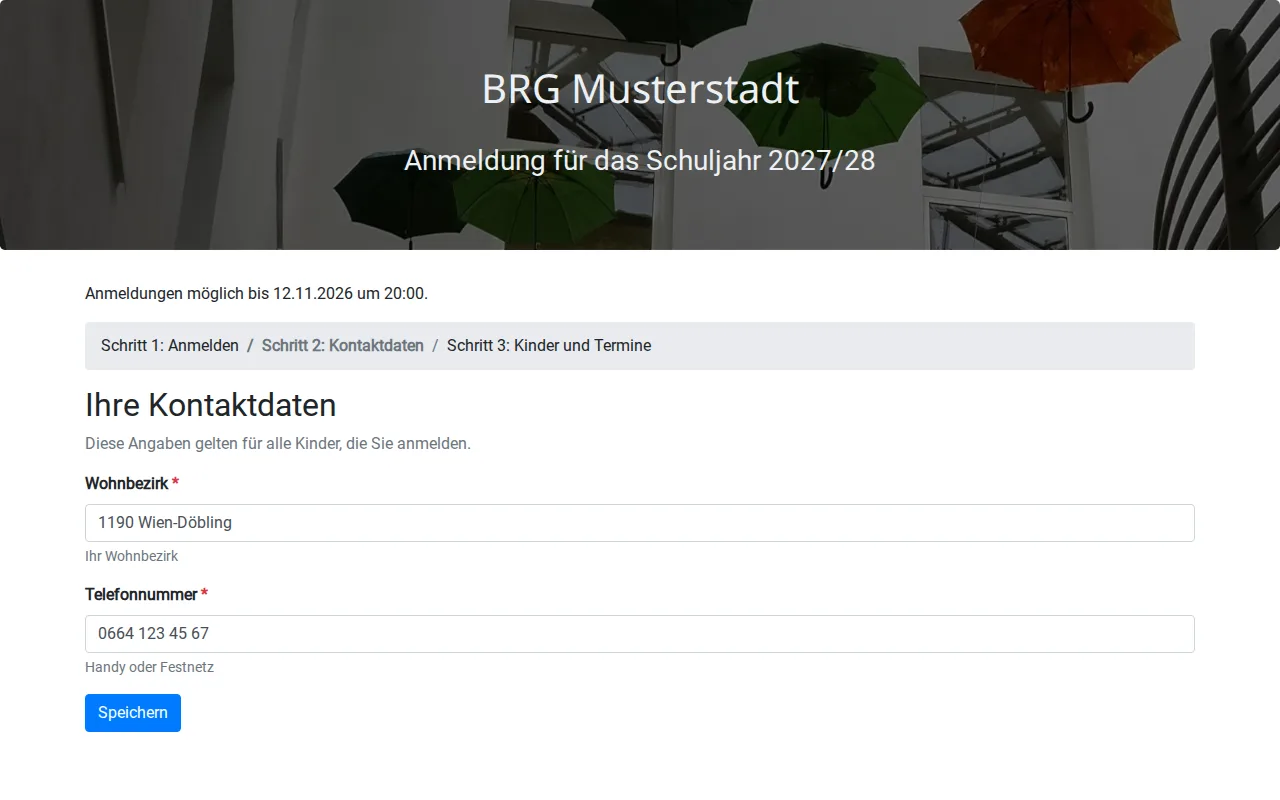 Formular, in das Eltern ihre Kontaktdaten eintragen